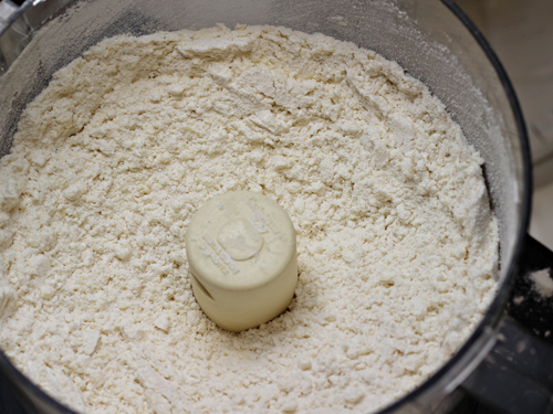 How to Make Pie Crust in a Food Processor