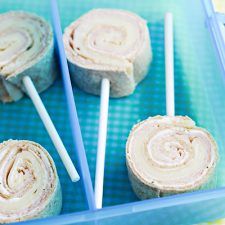 Kid Lunch Ideas: Tortilla Pinwheel Lollipops - Home Cooking Memories