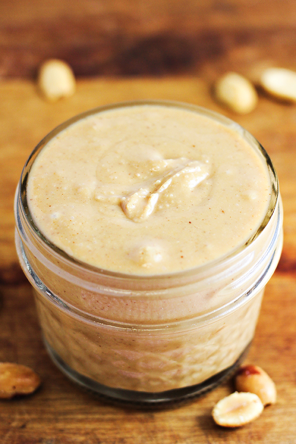 How to Make Homemade Peanut Butter (in only 5 minutes)