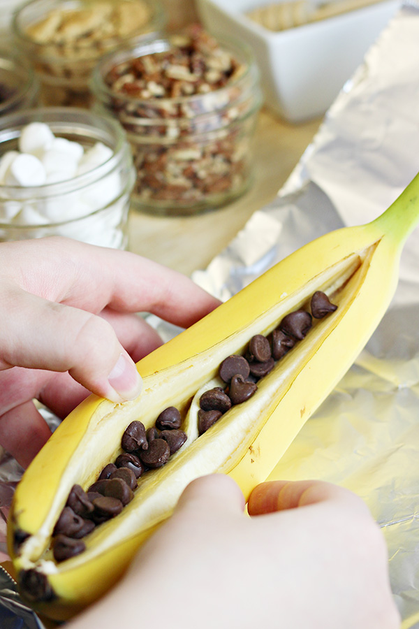 How to Make Grilled Bananas