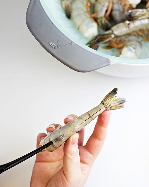 Shrimp De-Veining with OXO Shrimp Cleaner
