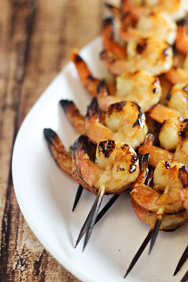 Coconut-Rum Grilled Shrimp - only 5 ingredients and this delicious summer dinner can be on the table in no time!