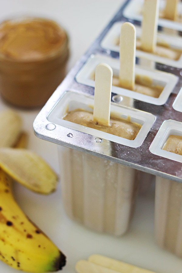 Peanut Butter and Banana Yogurt Pops - only 4 ingredients!