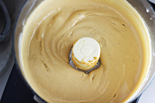How to Make Peanut Butter and Banana Yogurt Pops