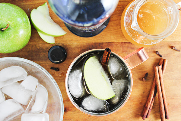 Spiced Apple Moscow Mule Cocktail Recipe
