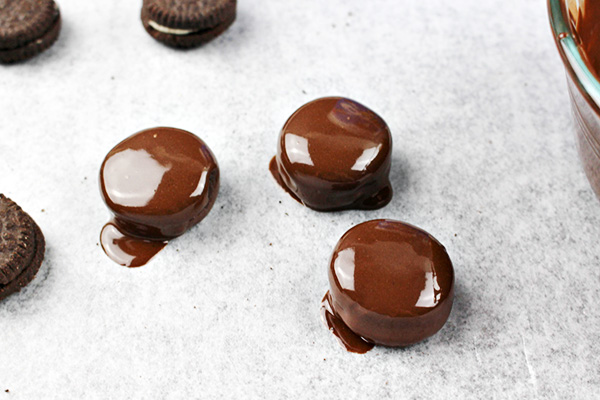Chocolate Dipped Mini OREO Cookies