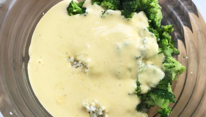 Mix the cheese sauce with the Riced Cauliflower and Broccoli Florets.