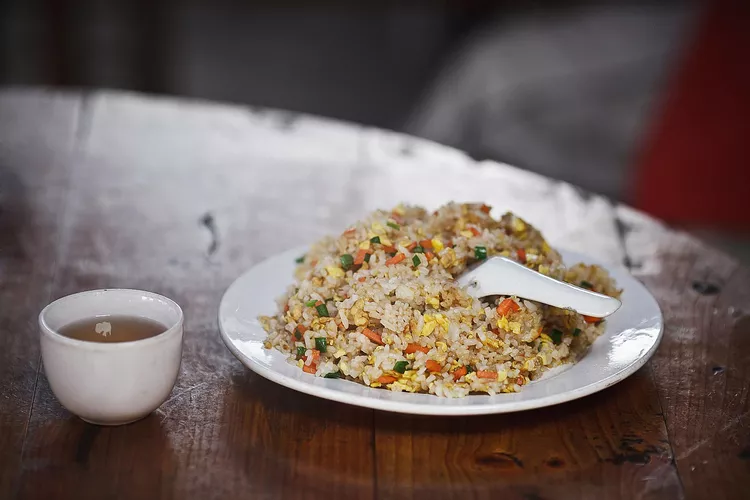 Fried Rice is one of the easiest recipes out there and adding canned chicken will make it even more delicious!